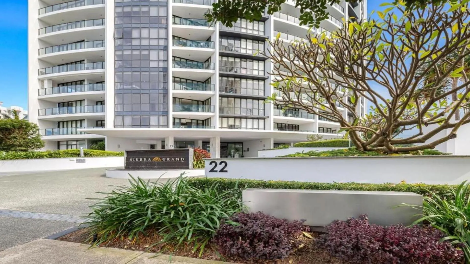 Sierra Grand Spacious 3 Bedroom Apartment - Coasthm Gold Coast Ausztrália