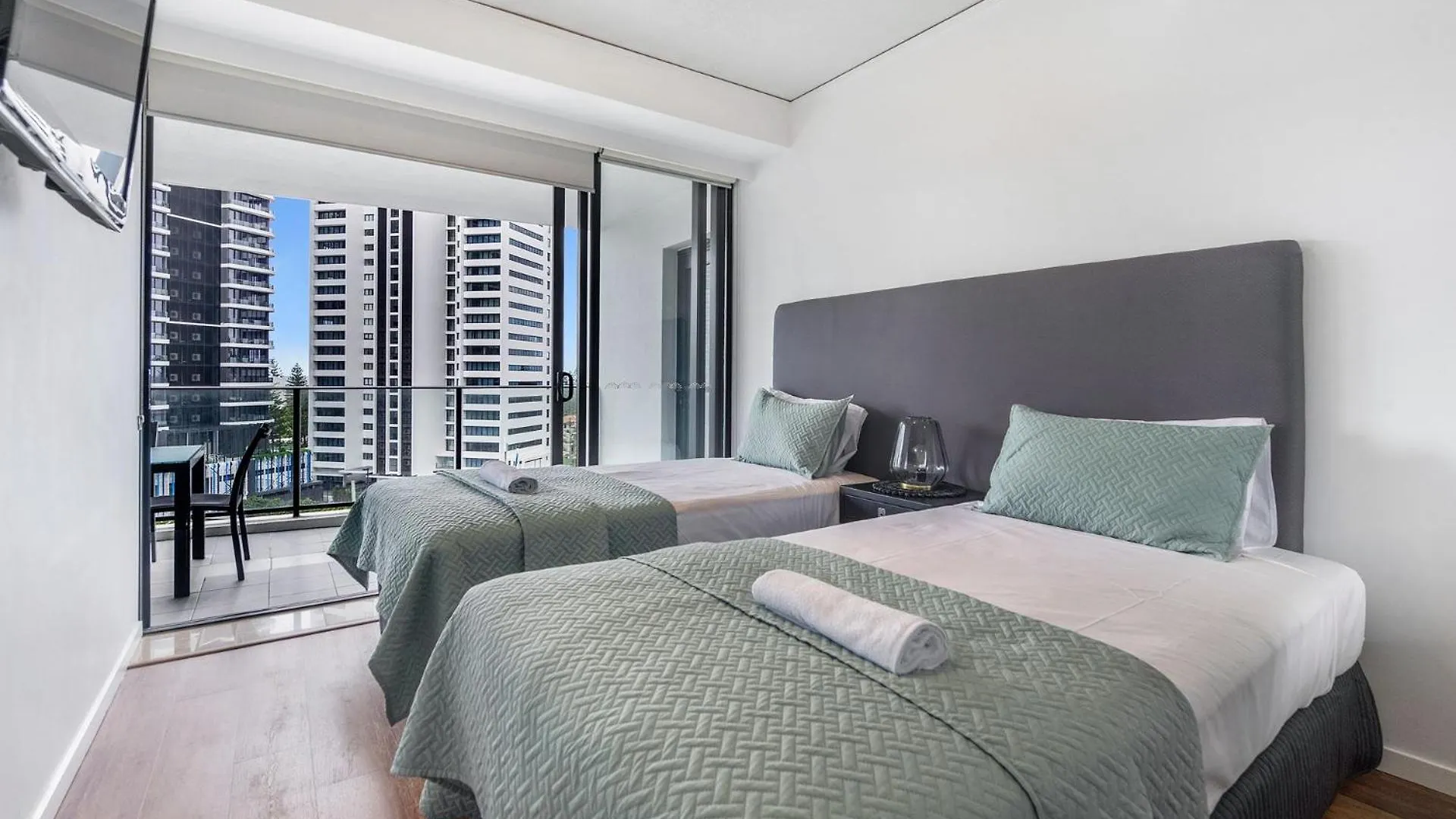 Sierra Grand Spacious 3 Bedroom Apartment - Coasthm Guldkusten Australien